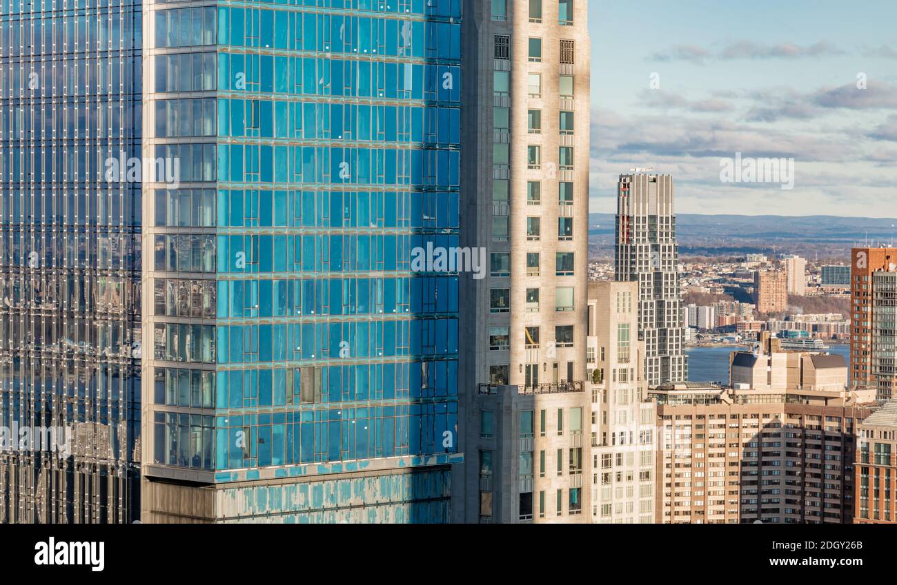 Vista aerea degli edifici nel centro di Manhattan, NY Foto Stock