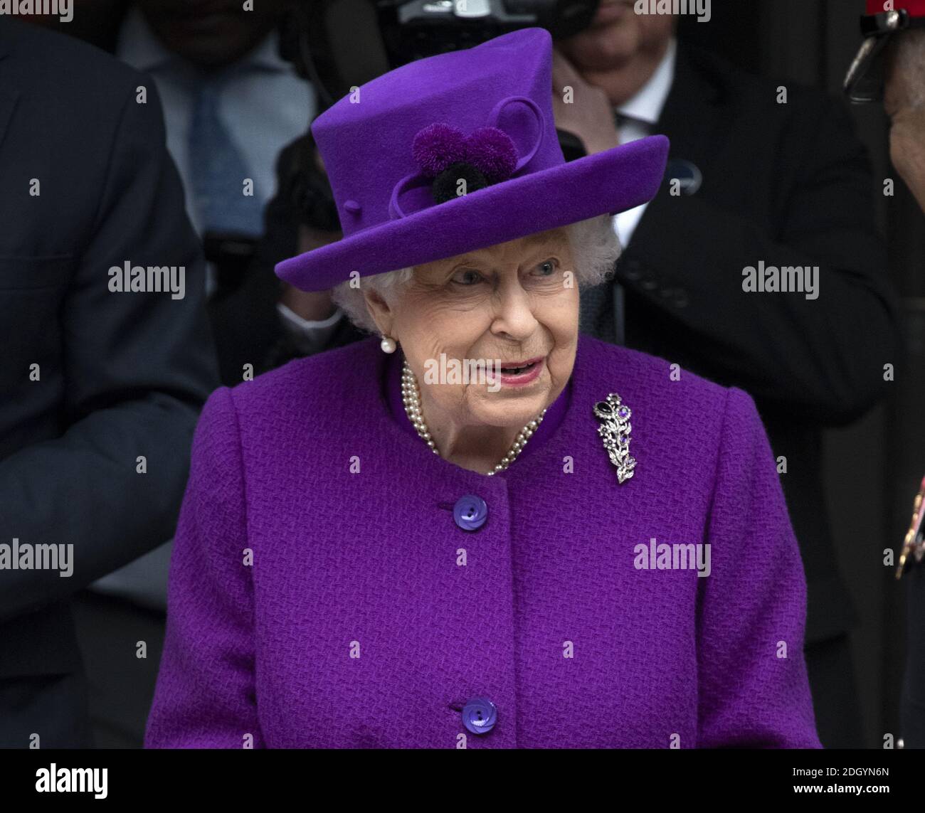 La Regina visita il Royal National ENT e Eastman Dental Hospitals, Londra. Il credito fotografico dovrebbe essere: Doug Peters/EMPICS Foto Stock