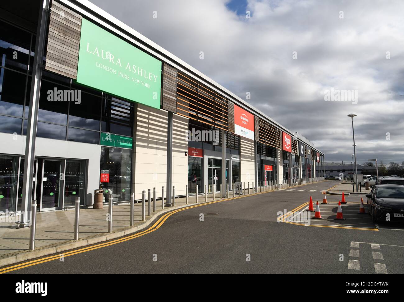 Laura Ashley entra in Amministrazione, il negozio mostra A1 Retail Park, Biggleswade, Bedfordshire. Il credito fotografico dovrebbe essere: Doug Peters/EMPICS Foto Stock