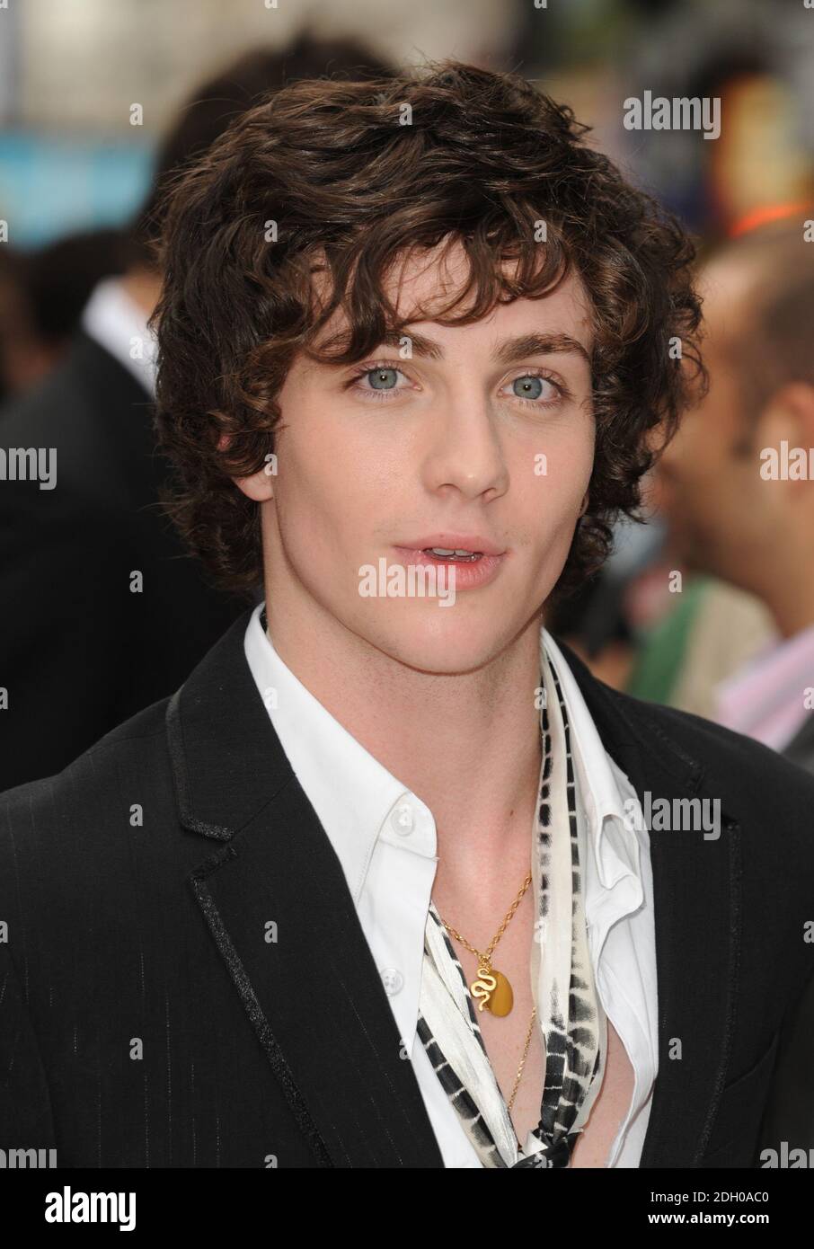 Aaron Taylor-Johnson arriva alla prima britannica di Angus, Thongs e Perfect Snogging. Si tiene presso l'Empire Cinema, Leicester Square. Foto Stock