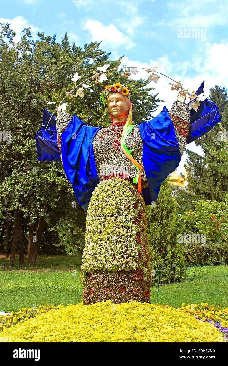 KIEV, UCRAINA - 31 AGOSTO 2014: Mostra annuale di fiori 'un paese' a Kiev, Ucraina Foto Stock