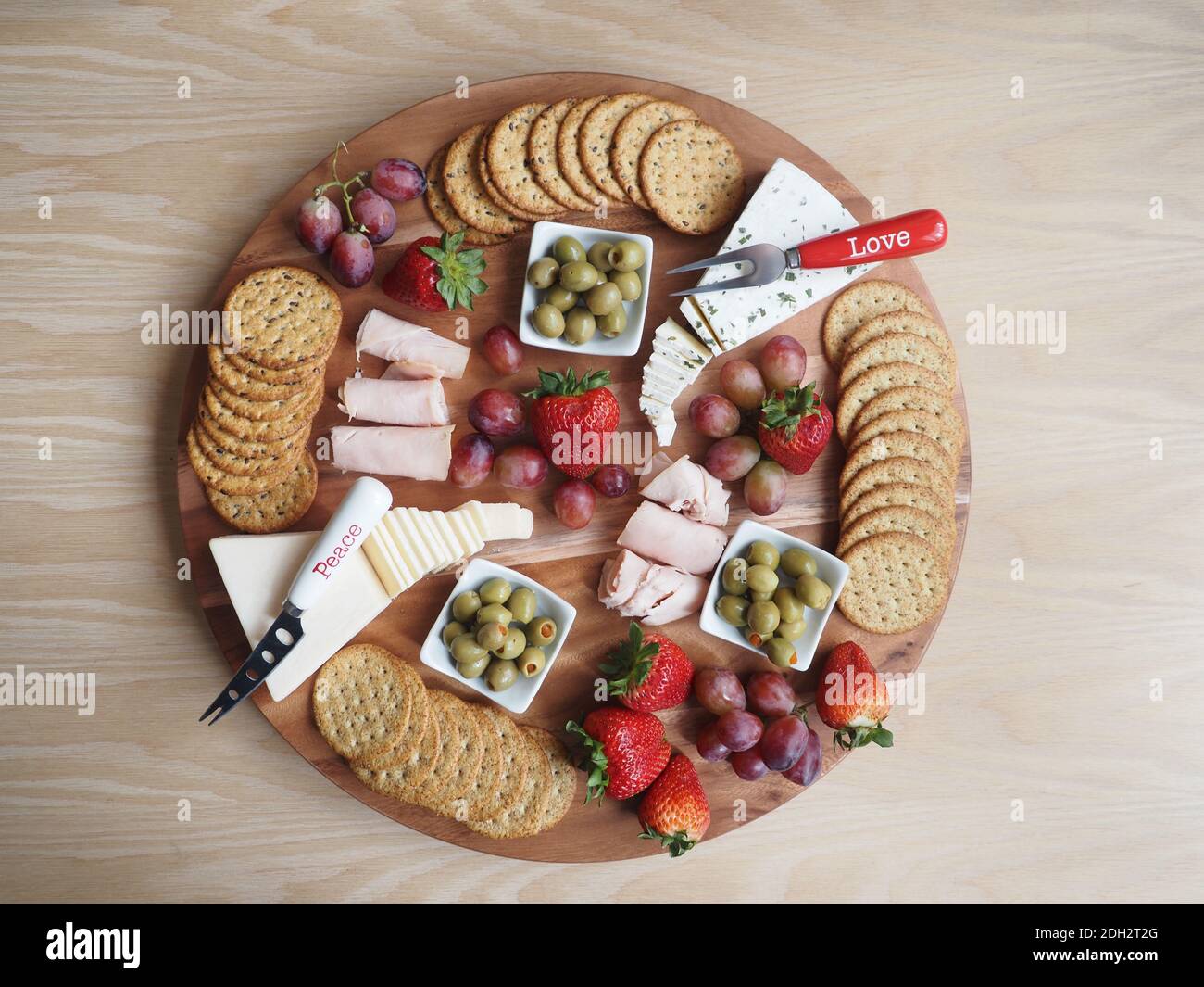 Chancuterie Board, formaggio e cracker antipasto Foto Stock
