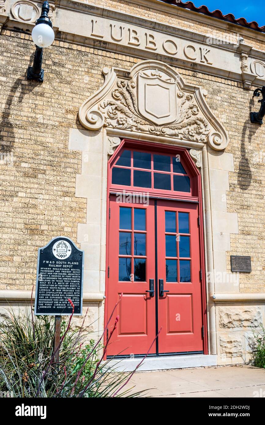 Un collegamento ferroviario e una estesa area commerciale di Lubbock, Texas Foto Stock