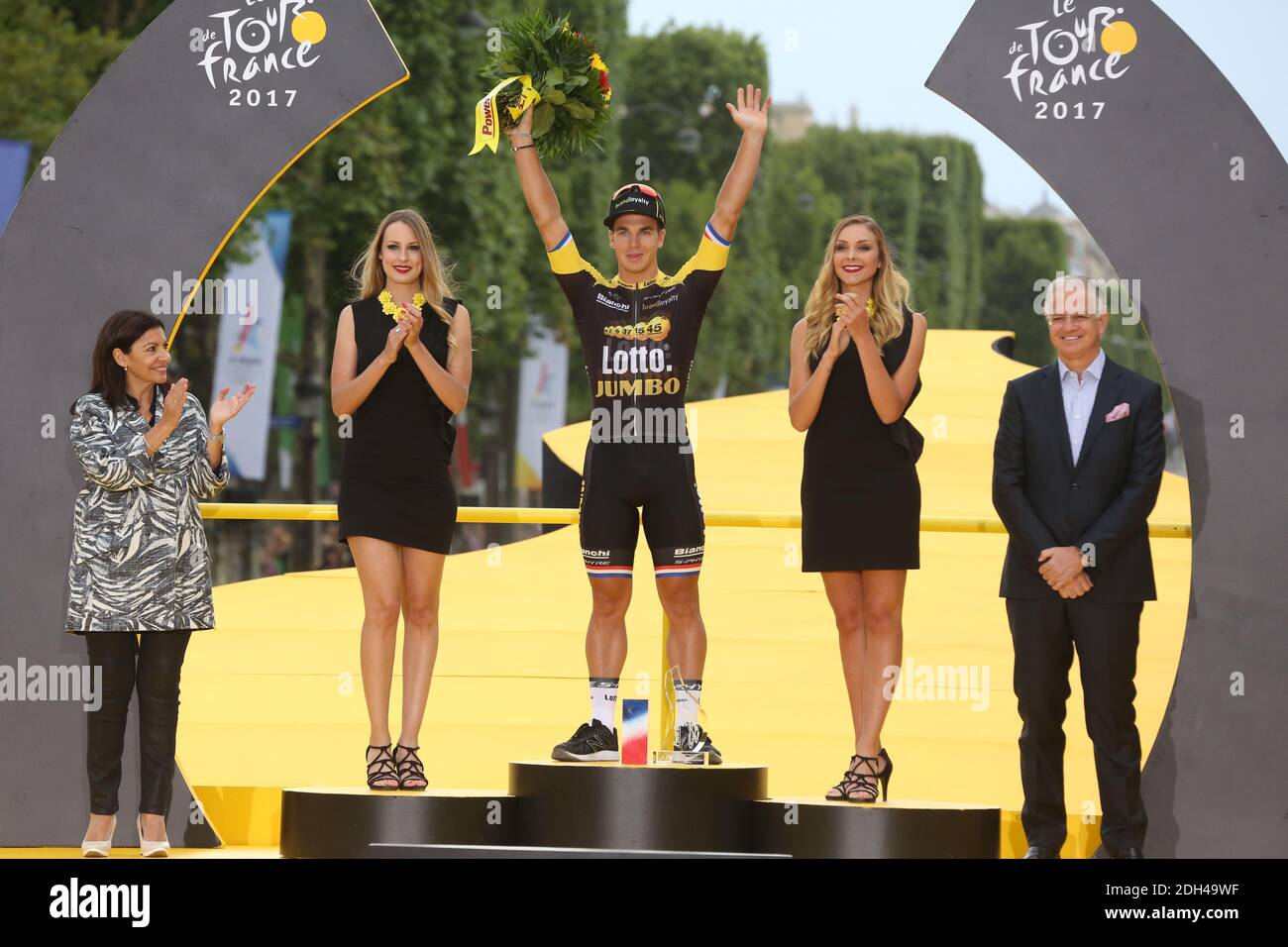 Dylan Groenewegen - il Team Lotto Jumbo attraversa la fila per vincere la tappa 21 del Tour de France 2017 a Parigi, Francia, 23 luglio 2016. Foto di Jerome Domine/ABACAPRESS.COM Foto Stock