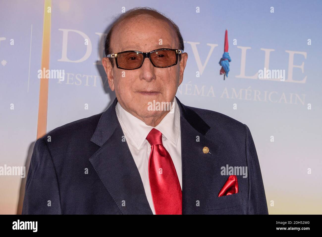 Clive Davis partecipa a una fotocellula per il film Clive Davis : la colonna sonora delle nostre vite al 43° Festival cinematografico americano di Deauville, a Deauville, Francia, il 2 settembre 2017. Foto di Julien Reynaud/APS-Medias/ABACAPRESS.COM Foto Stock