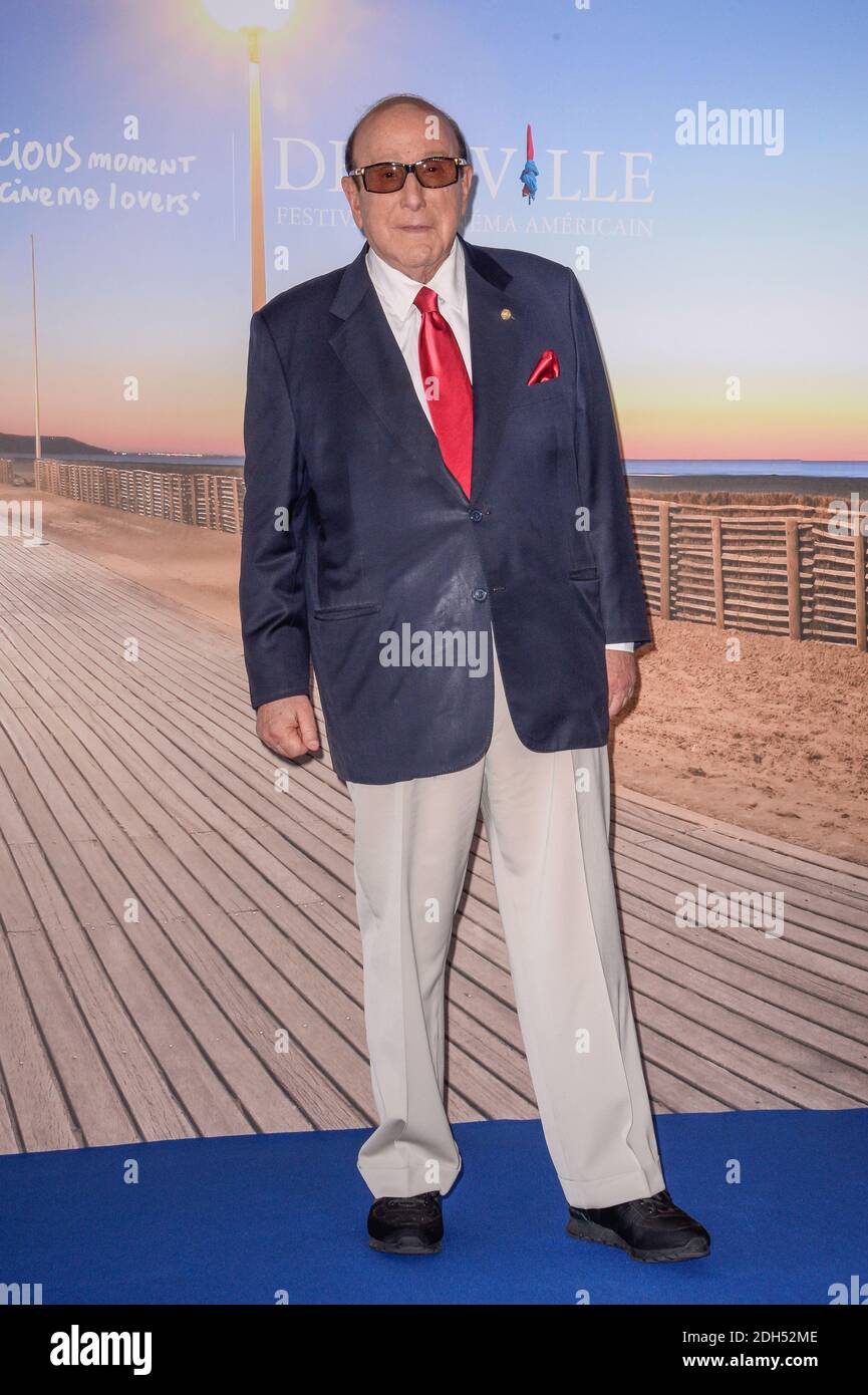 Clive Davis partecipa a una fotocellula per il film Clive Davis : la colonna sonora delle nostre vite al 43° Festival cinematografico americano di Deauville, a Deauville, Francia, il 2 settembre 2017. Foto di Julien Reynaud/APS-Medias/ABACAPRESS.COM Foto Stock