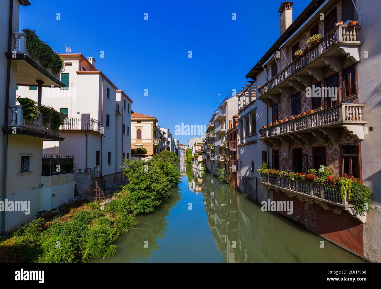 Canale a Padova Italia Foto Stock