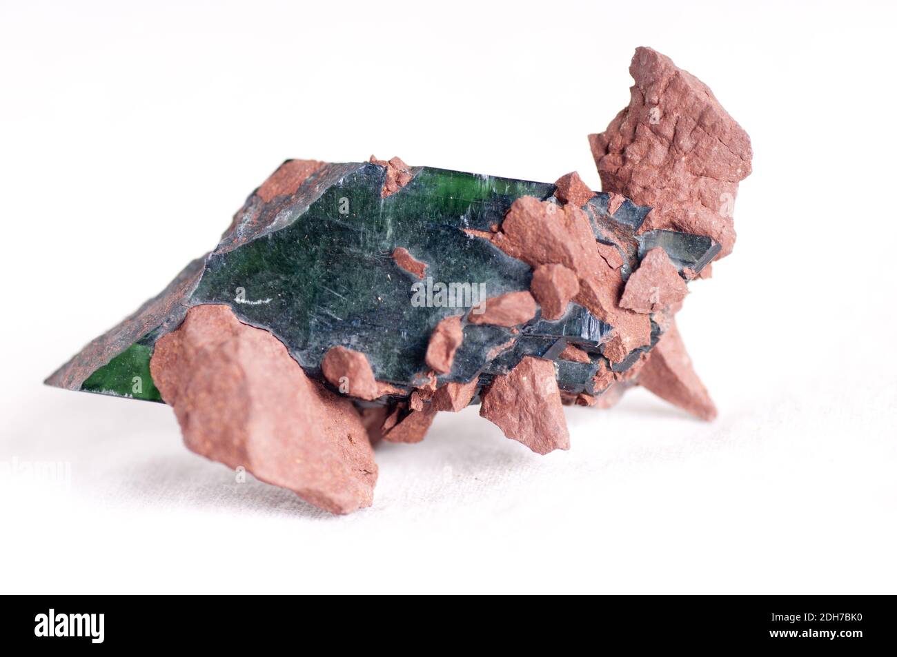 Cristallo vivianite campione minerale molto scuro con striature Foto Stock