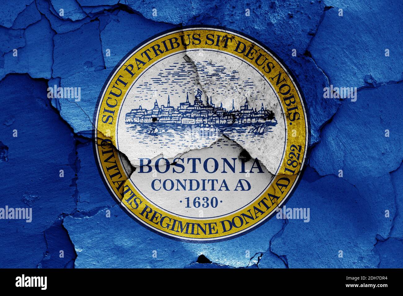 Bandiera di Boston dipinta su pareti incrinate Foto Stock