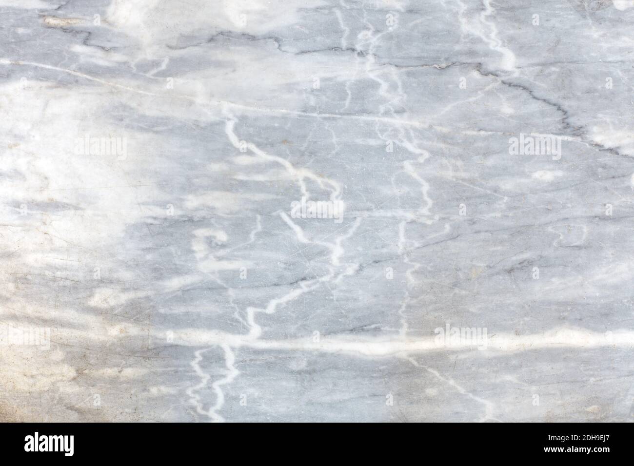 Sfondo grigio, vecchio marmo naturale con graffi e macchie Foto Stock