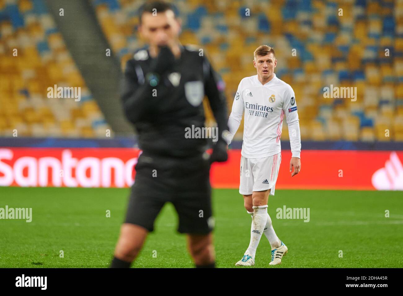 KIEV, UCRAINA - 1 DICEMBRE 2020: Toni Kroos. La partita di calcio del Gruppo B della UEFA Champions League FC Shakhtar Donetsk vs Real Madrid FC Foto Stock