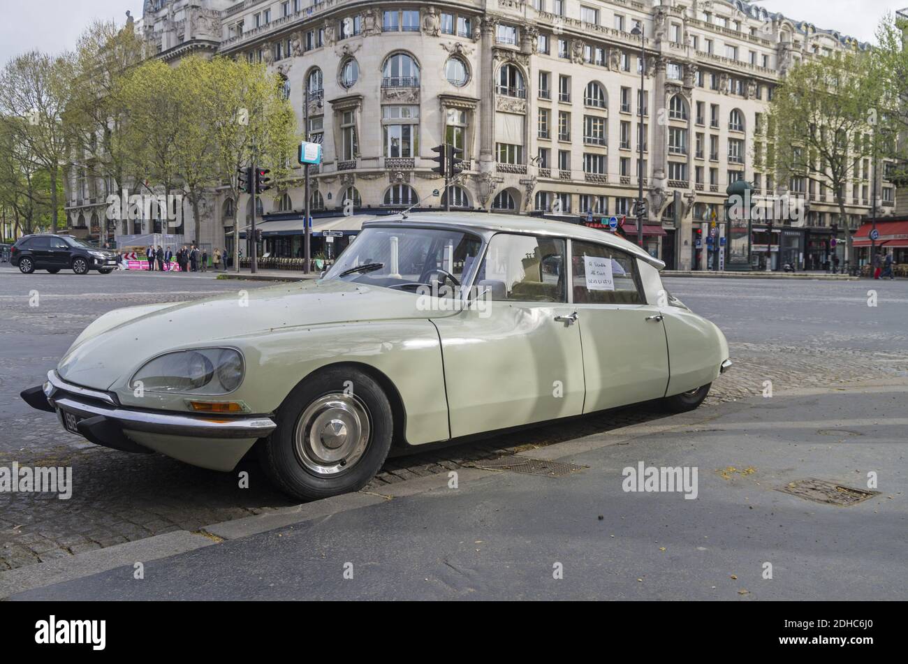 La leggendaria auto CitroÃ«n DS Foto Stock