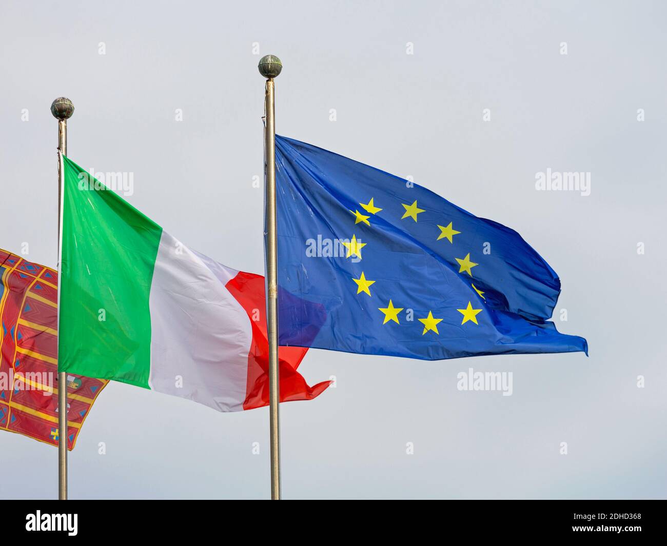 Unione Europea Unione Europea e bandiere italiane insieme Foto Stock