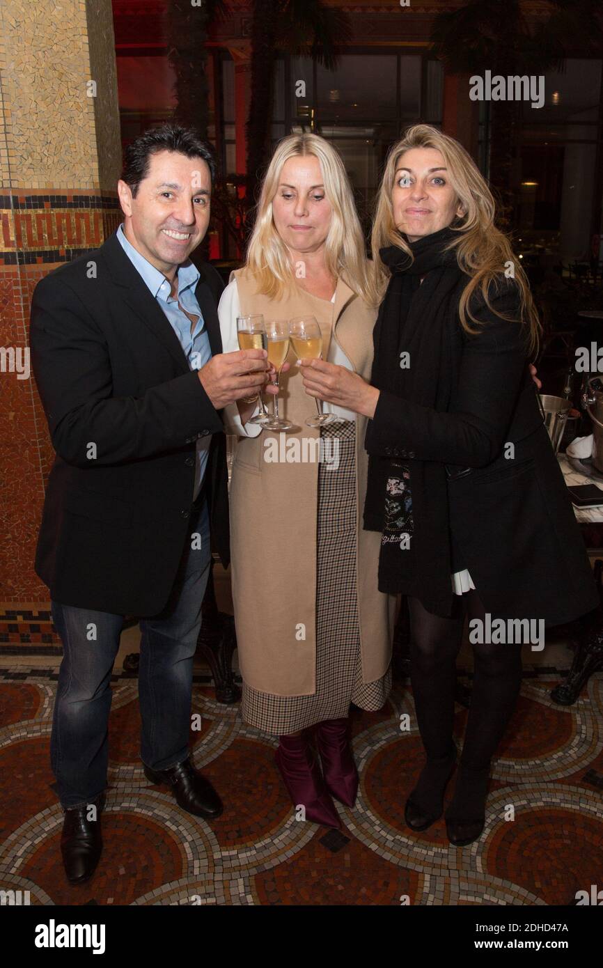 Exclusif - Sophie Favier et des amis a la soiree speciale degustazione Champagne COMTE DELIVIE 'Toast for the planet' au Prince De Galles Hotel 05 ottobre 2017 a Parigi, Francia. Foto di Nasser Berzane/ABACAPRESS.COM Foto Stock