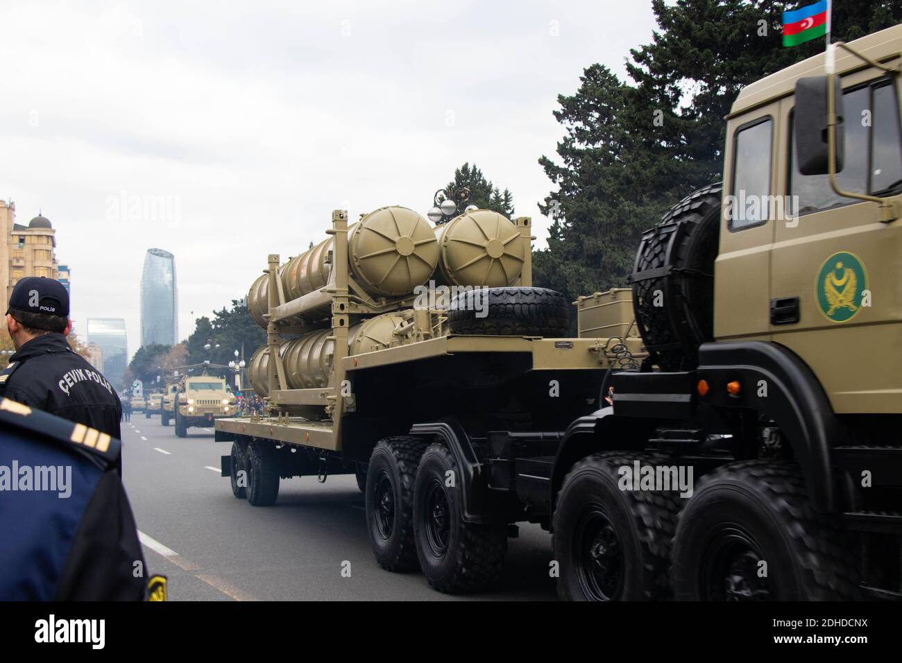 I sistemi missilistici russi a lungo raggio superficie-aria S-300 o NATO che riportano il nome SA-10 Grumble. Vittoria a Baku - Azerbaigian: 10 dicembre 2020. Foto Stock