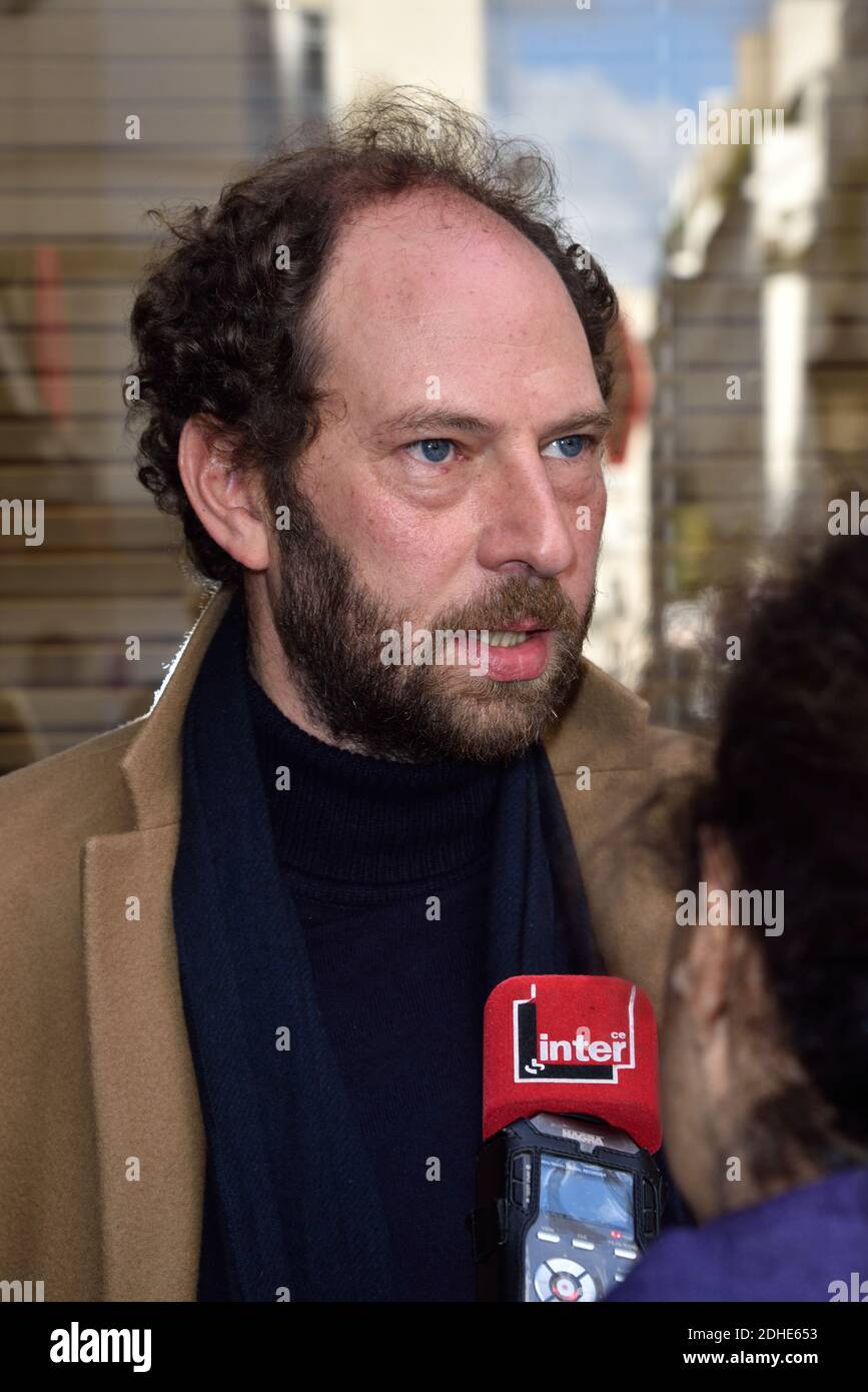 Lo scrittore francese Olivier Guez è stato insignito del premio Renaudot per il suo libro "la scomparsa di Josef Mengele" al ristorante Drouant di Parigi, Francia, il 6 novembre 2017. Foto di Alban Wyters /ABACAPRESS.COM Foto Stock