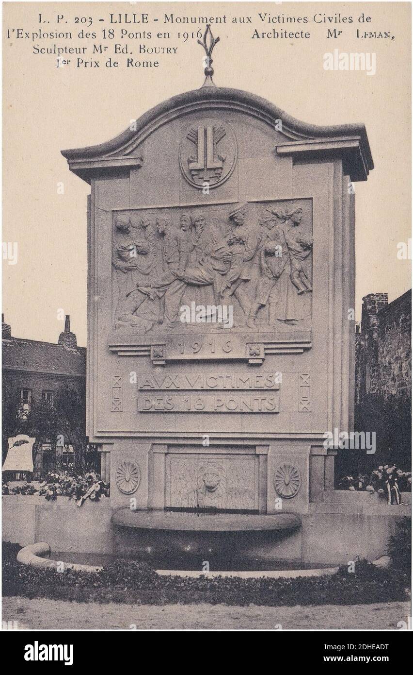 L.P. 203 – Lille – Monument aux Victimes Civiles de l'Explosion des 18 Ponts it 1916. Foto Stock