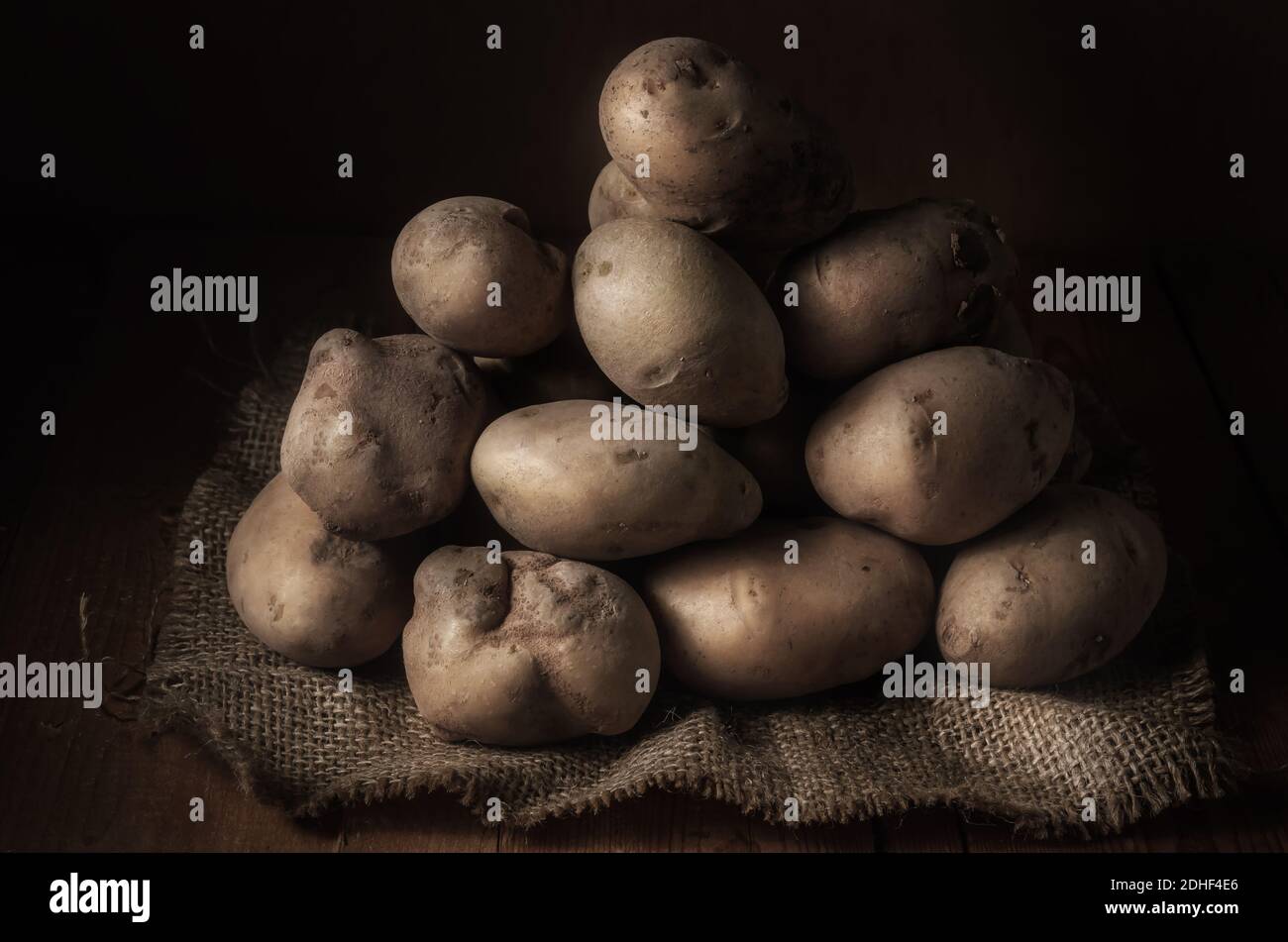 Mazzo di patate immagini e fotografie stock ad alta risoluzione - Alamy
