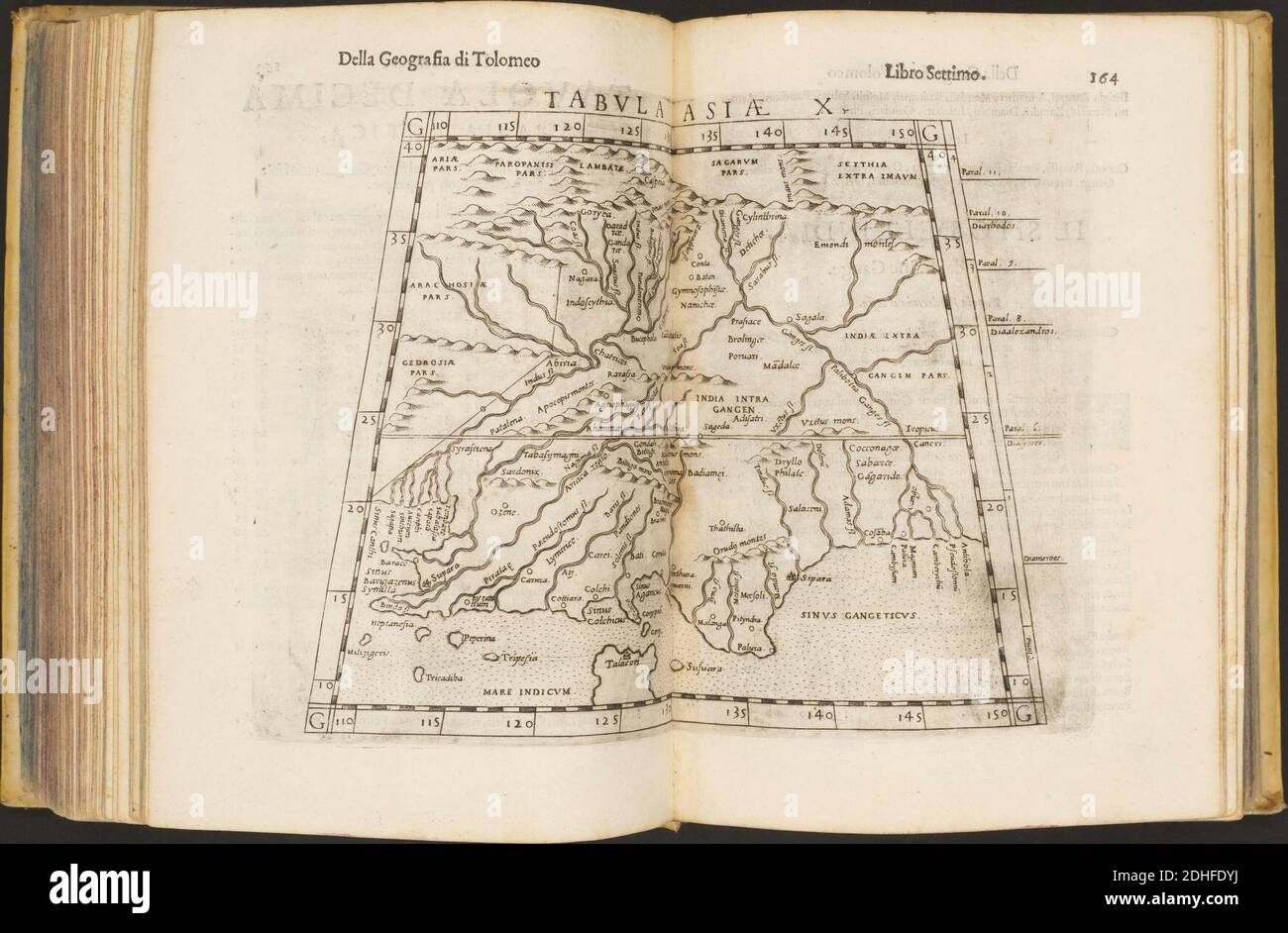 La Geografia di Claudio Tolomeo Alessandrino, Tradotta di Greco nell'Idioma volare Italiano da Girolamo Russcelli (1598) 26. Foto Stock