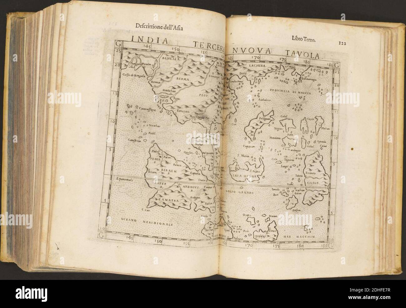La Geografia di Claudio Tolomeo Alessandrino, Tradotta di Greco nell'Idioma volare Italiano da Girolamo Russcelli (1598) 61. Foto Stock