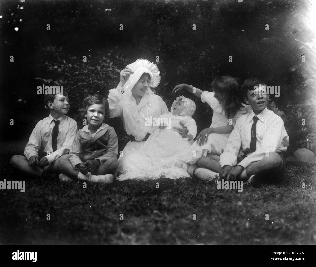 Kronprins Gustaf Adolfs familj på Sofiero 1917 (02). Foto Stock