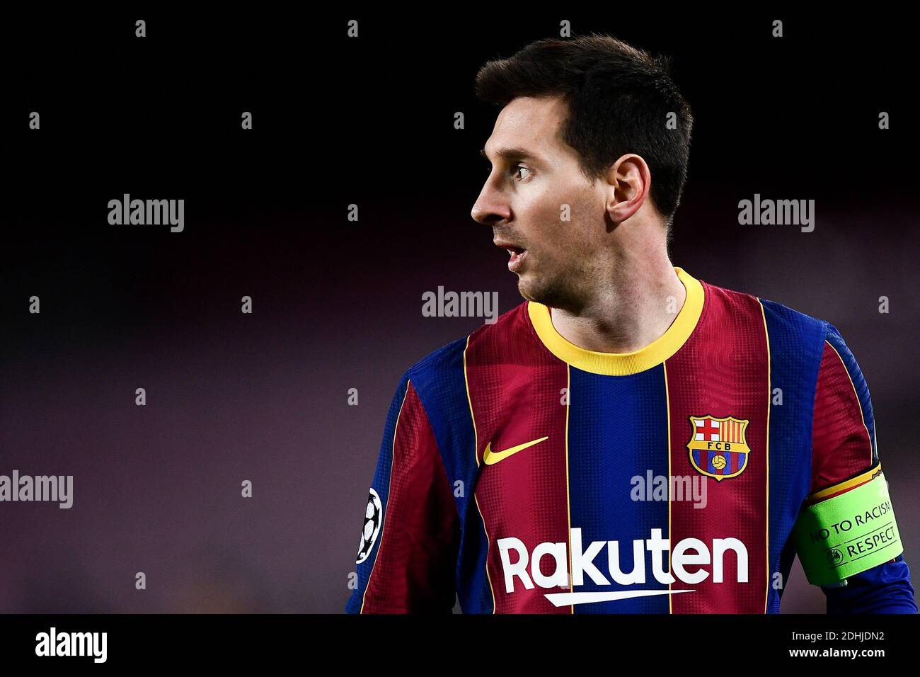 Barcellona, Spagna - 08 dicembre 2020: Lionel messi del FC Barcelona guarda durante la partita di calcio della UEFA Champions League G tra FC Barcelona e Juventus. La Juventus FC ha vinto nel 3-0 il FC Barcelona. Credit: Nicolò campo/Alamy Live News Foto Stock