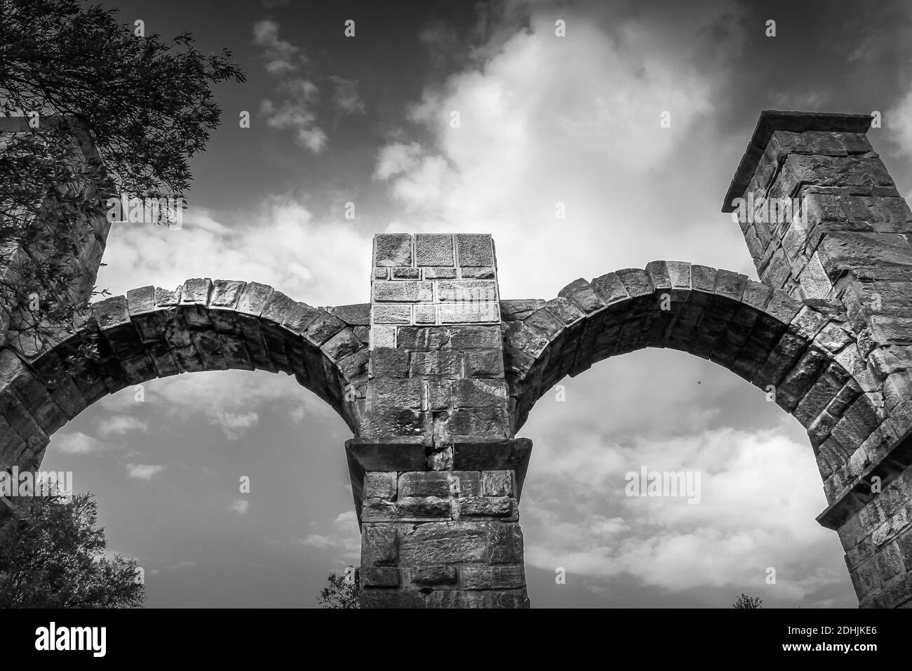 L'antico acquedotto romano nel villaggio di Moria, in Lesvos Island, Grecia. Foto Stock