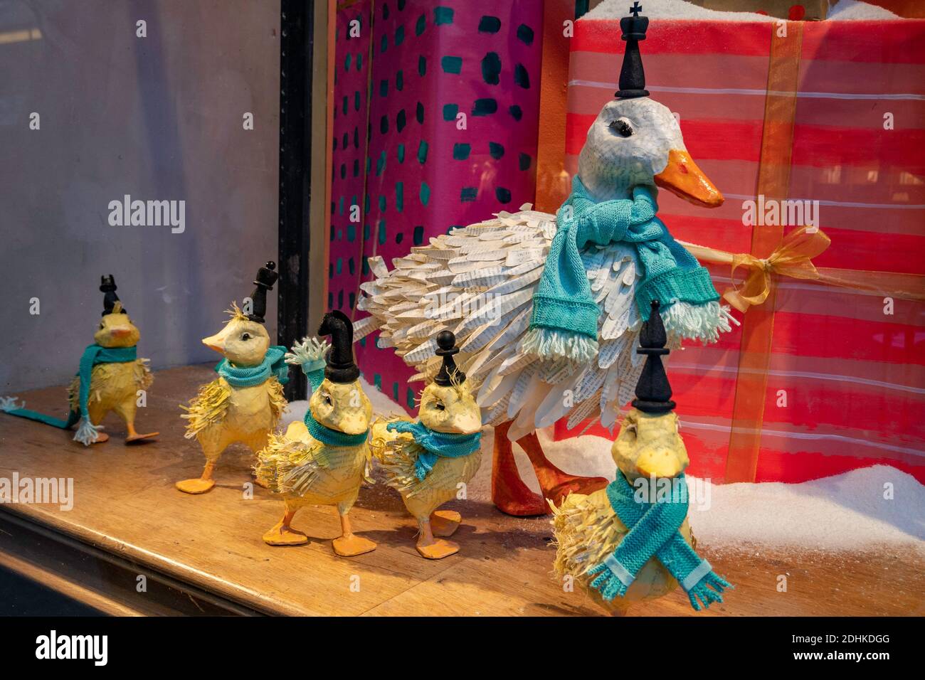 Vetrina del negozio Anthropologie a Natale, New York City, USA Foto Stock