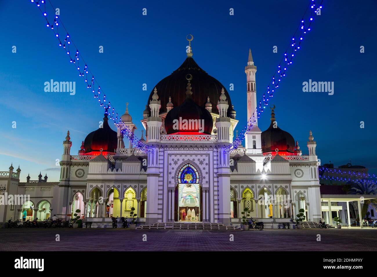 La moschea di Zahir (Malay: Masjid Zahir) è una moschea di Alor Setar, Kedah, Malesia, e la moschea di stato dello stato di Kedah. La Moschea di Zahir è una di queste Foto Stock