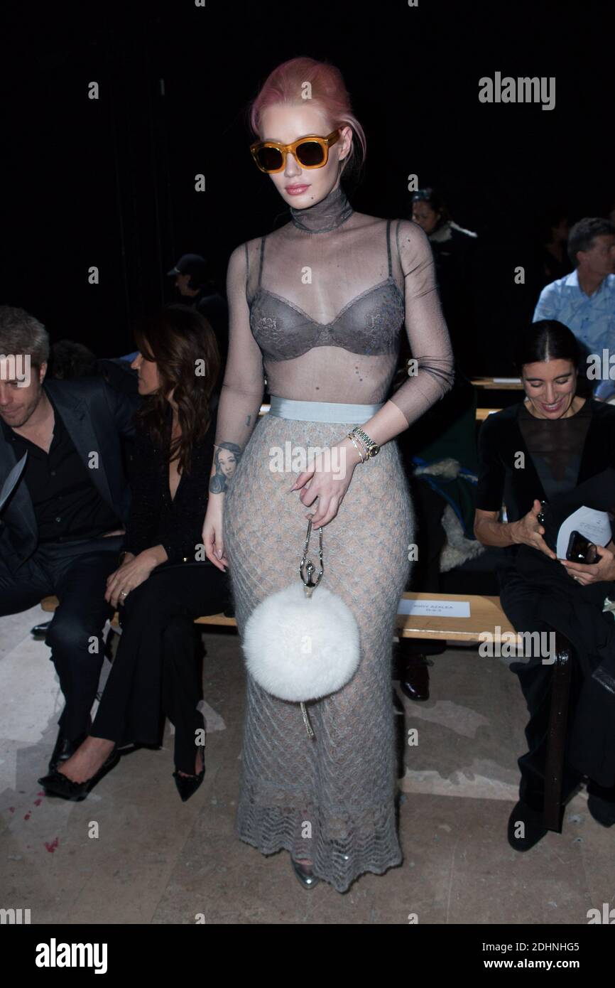 Iggy Azalea partecipa al Viktor & Rolf Haute-Couture Primavera-Estate 2016 come parte della settimana della Moda di Parigi il 27 gennaio 2016 a Parigi, Francia. Foto piscina di Audrey Poree/ABACAPRESS.COM Foto Stock