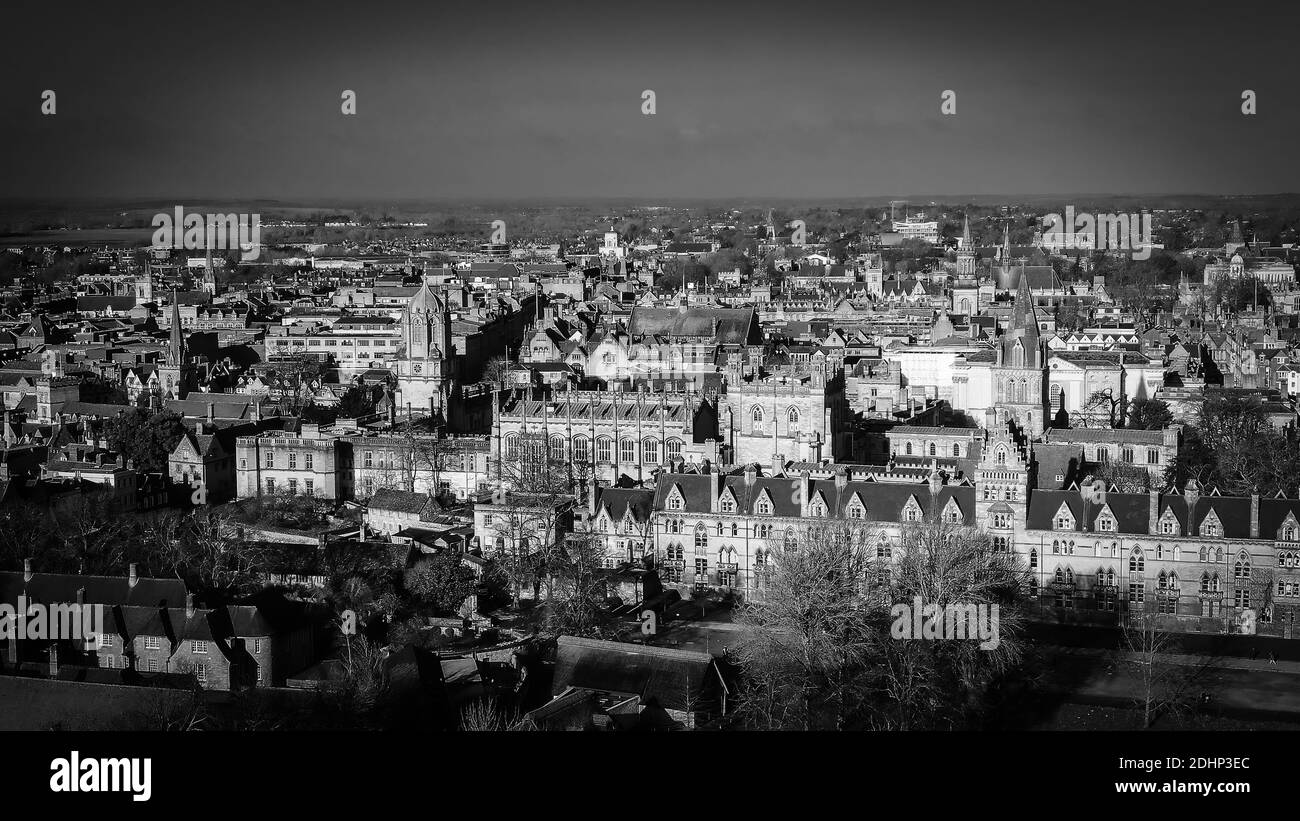 Città di Oxford e Christ Church University - vista aerea in bianco e nero Foto Stock