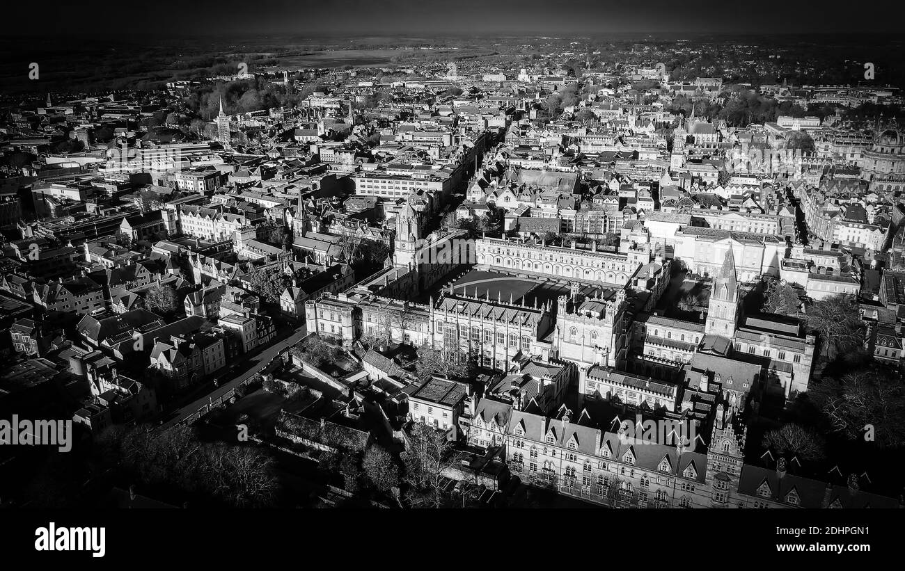 Città di Oxford e Christ Church University - vista aerea in bianco e nero Foto Stock