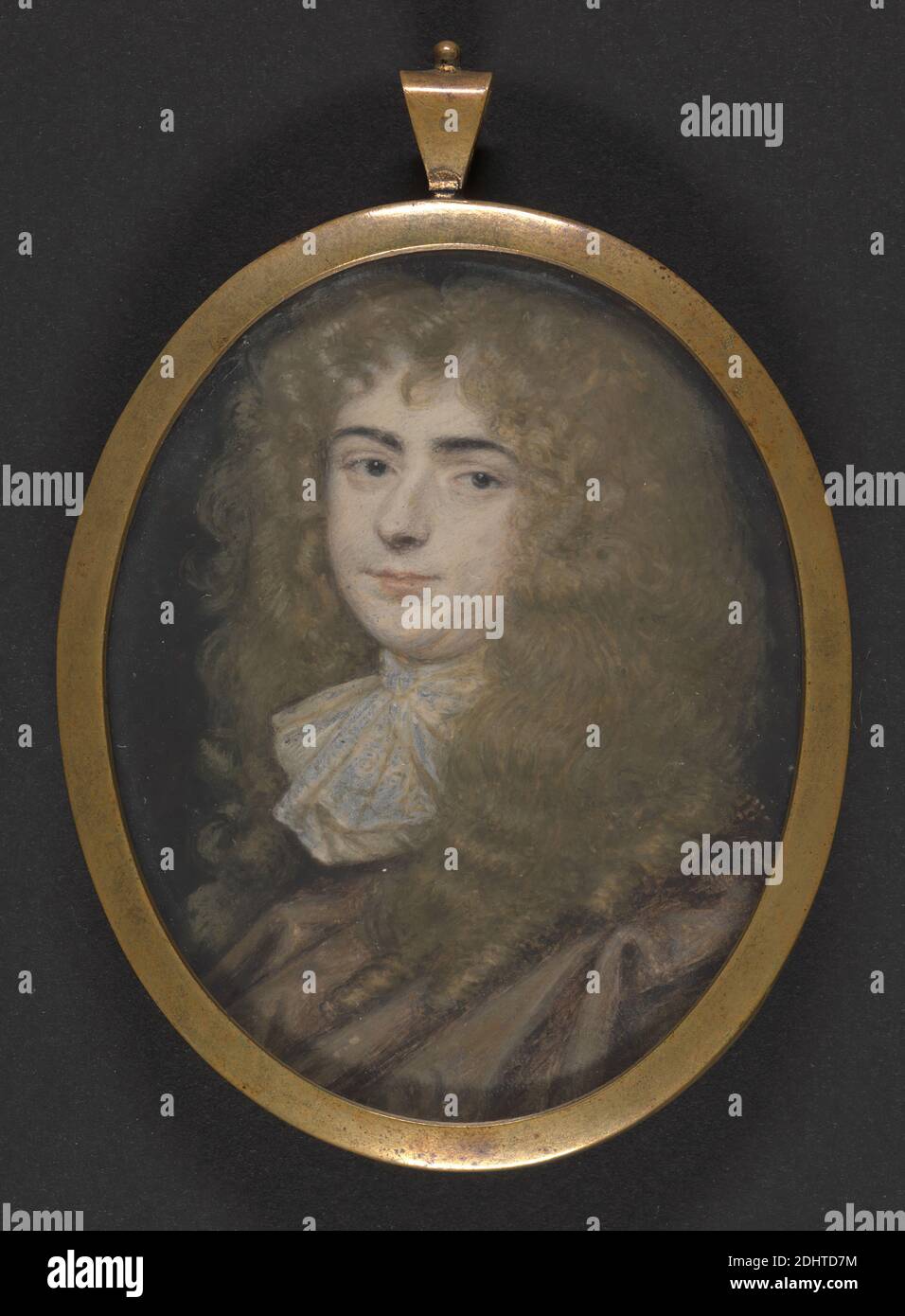 Ritratto di un Gentleman, Richard Gibson, 1615–1690, britannico, non datato, Gouache su vellum posato sulla scheda, cornice: 2 7/8 x 2 x 1/8 pollici (7.3 x 5.1 x 0.3 cm), supporto: 2 1/4 x 1 7/8 pollici (5.7 x 4.8 cm), e foglio: 2 1/4 x 1 7/8 pollici. (5.7 x 4,8 cm), uomo, ritratto Foto Stock