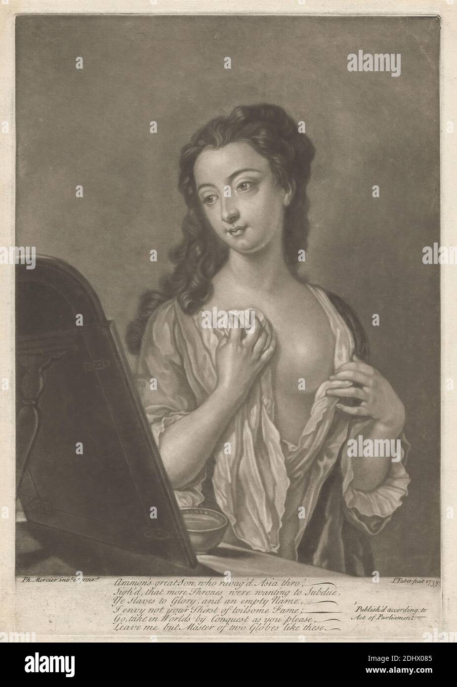 Lady with Glass, Stampa di John Faber il giovane, ca. 1695–1756, olandese, attivo in Gran Bretagna, dopo Philippe Mercier, 1689 o 1691–1760, franco-tedesco, attivo in Gran Bretagna (dal 1716), 1739, Mezzotint su carta media, moderatamente testurizzata, crema, foglio: 13 3/8 x 9 9/16 pollici (33.9 x 24.3 cm), piatto: 12 13/16 x 8 7/8 pollici (32.5 x 22.5 cm) e immagine: 11 9/16 x 8 3/4 pollici (29.4 x 22.3 cm), ciotola, ricci, en déshabillé, studio della figura, soggetto del genere, specchio, abito da notte, vanità, donna Foto Stock