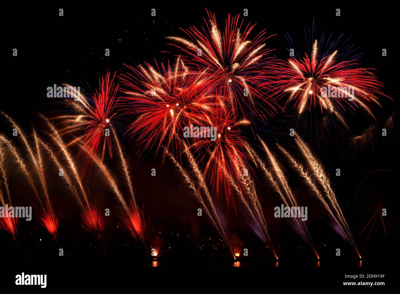 Feuerwerk zu Silvester Foto Stock