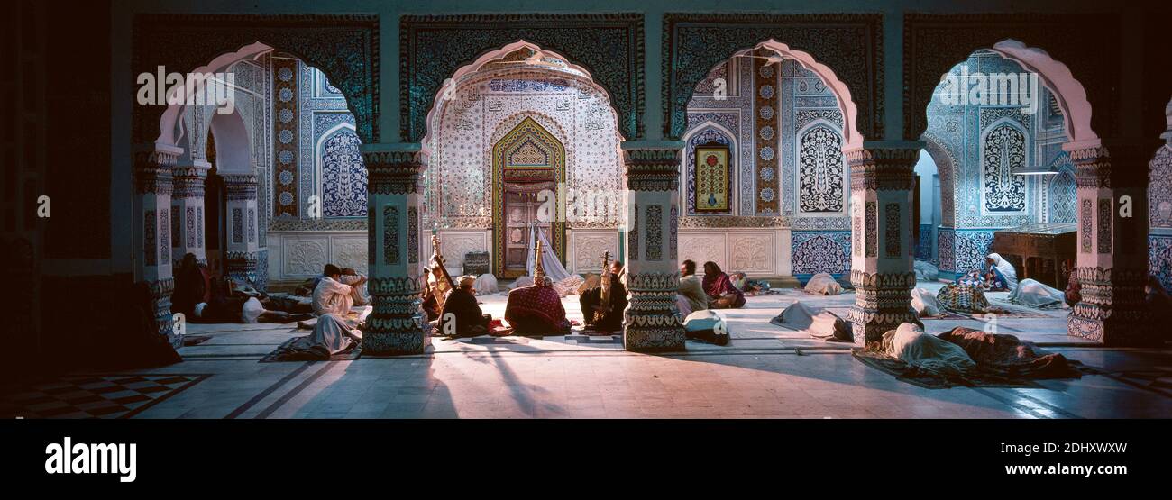 Sufi Musica nella valle Indus Sehwan Sharif, Sindh, Pakistan Foto Stock