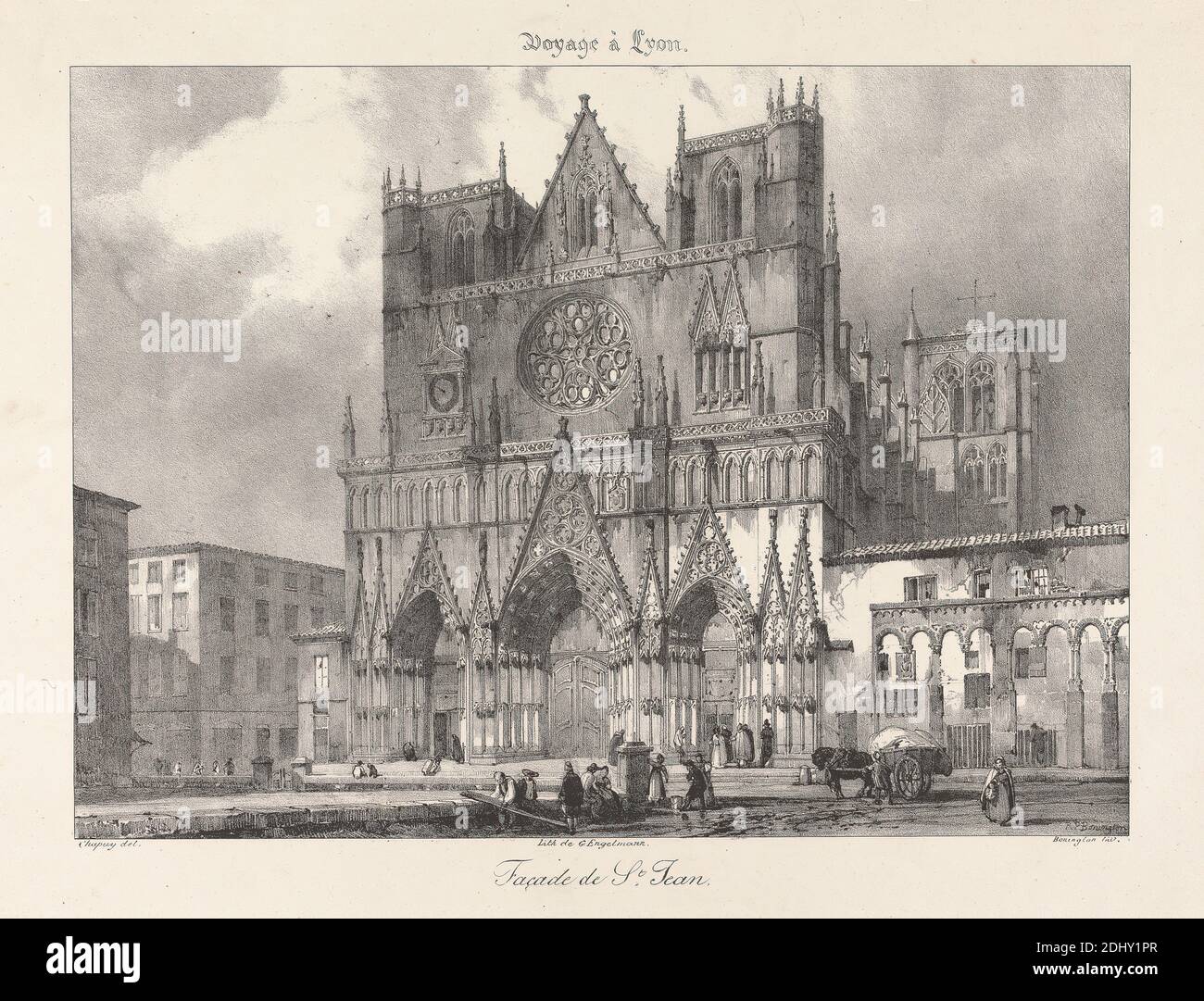 façade St. Jean, Stampa di Richard Parkes Bonington, 1802–1828, inglese, dopo Nicolas Marie Joseph Chapuy, 1790–1858, francese, stampato da Godefroy Engelmann, 1788–1839, francese, ca. 1824, litografia su carta di wove crema di spessore moderato, leggermente testurizzata, foglio: 11 15/16 x 46.6 cm (18 3/8 x 30.4 pollici) e immagine: 8 11/16 x 11 15/16 pollici (22.1 x 30.3 cm), archi, soggetto architettonico, secchi (vasi), contrafforti, carrelli, cattedrale, paesaggio urbano, chiodi di garofano, orologio, colonne, facciata, Grand Tour, cavalli (animali), uomini, navate, persone, scultura, guglie, piazza, vetrate, scale, strada, donne Foto Stock