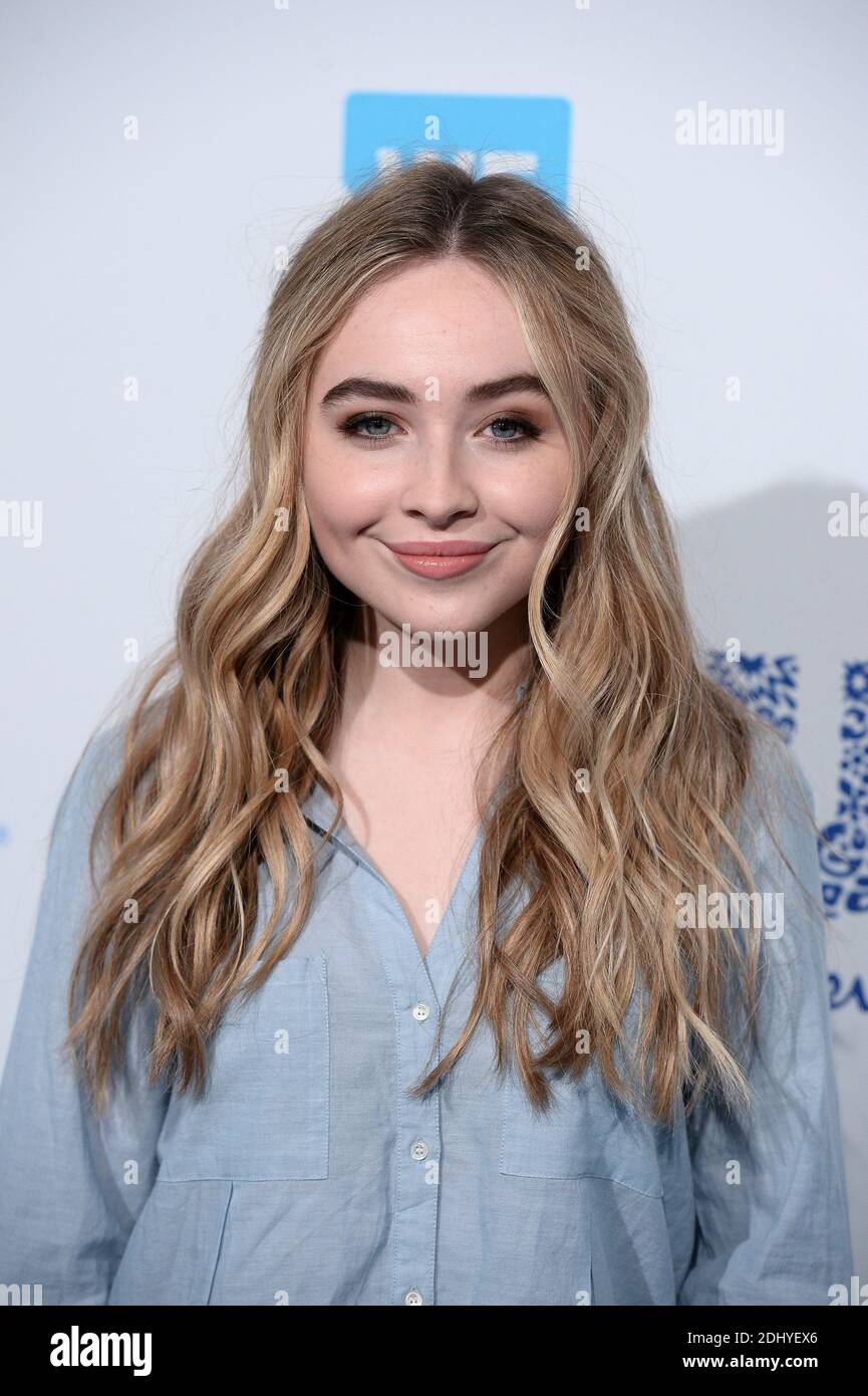 Sabrina Carpenter partecipa AL WE Day California al Forum il 7 aprile 2016 a Inglewood, Los Angeles, California, USA. Foto di Lionel Hahn/ABACAPRESS.COM Foto Stock