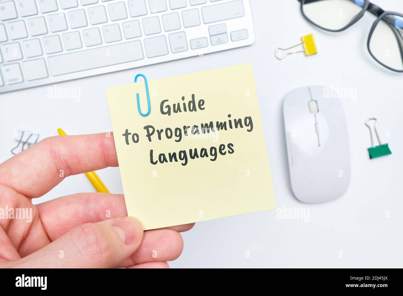 Concetto di una guida astratta all'apprendimento dei linguaggi di programmazione. Foto Stock