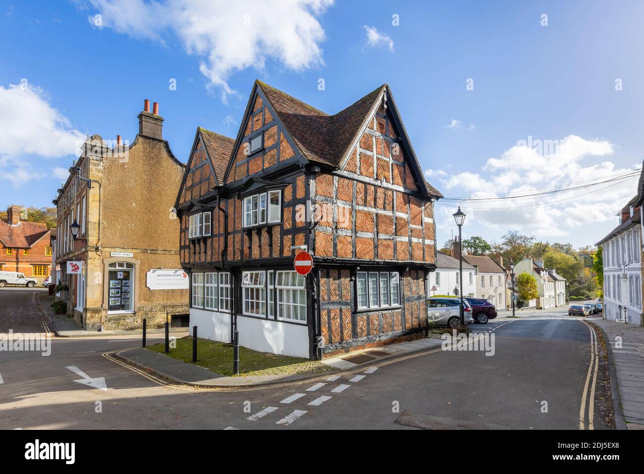 Parte del Spread Eagle Hotel, una storica locanda risalente al 1430 a South Street, Midhurst, West Sussex Foto Stock