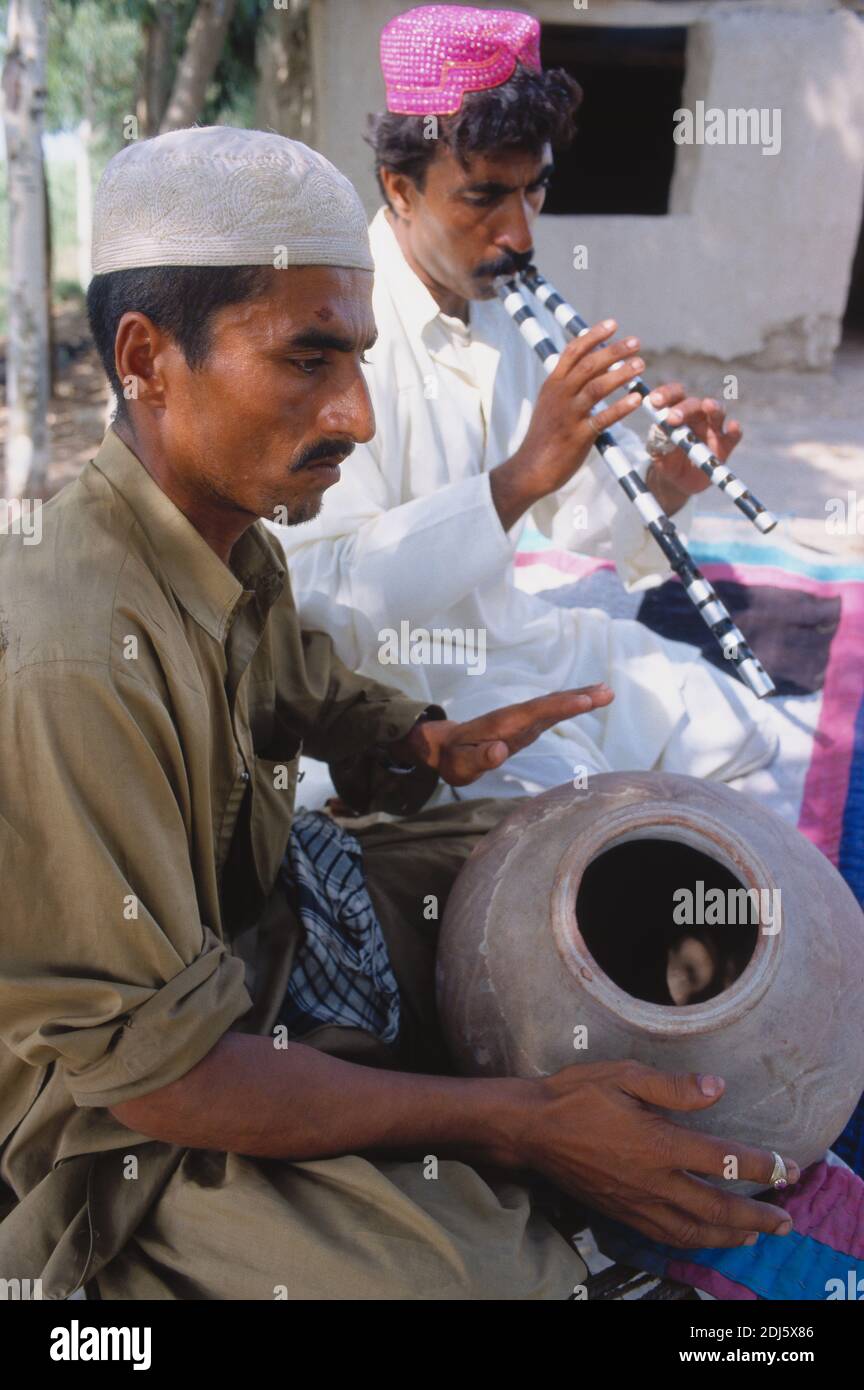 Sufi Musica nella Valle dell'Indo, Sindh, Pakistan Foto Stock
