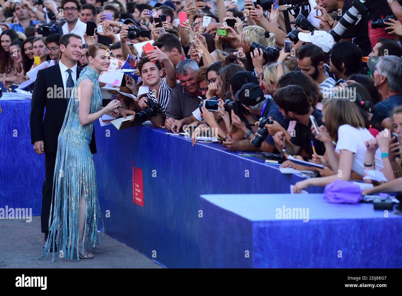 Emma Stone partecipa alla cerimonia di apertura e Premiere del film 'la Land' al Palazzio del Cinema al Lido di Venezia, nell'ambito del 73rd Festival Internazionale del Cinema di Mostra, Venezia, il 31 agosto 2016. Foto di Aurore Marechal/ABACAPRESS.COM Foto Stock