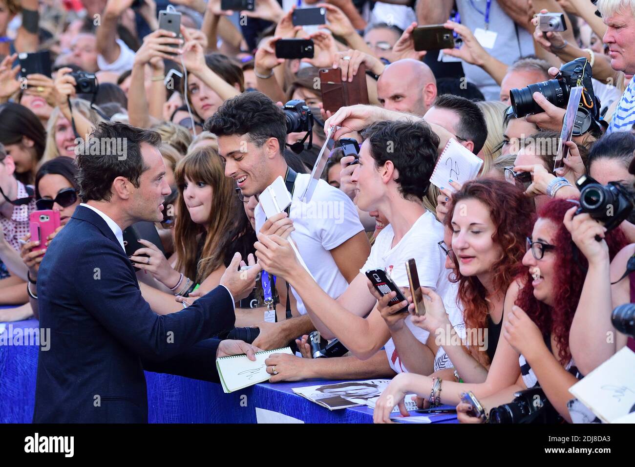 Jude Law partecipa alla Premiere 'il giovane Papa' al Lido di Venezia, nell'ambito del 73a Mostra, Festival Internazionale del Cinema di Venezia, il 03 settembre 2016. Foto di Aurore Marechal/ABACAPRESS.COM Foto Stock