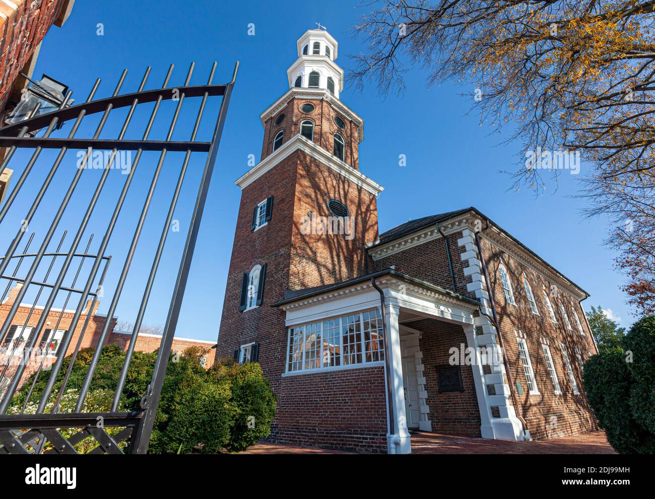 Primo piano immagine dell'ingresso della storica Chiesa di Cristo. Questo edificio in mattoni con una torre fu costruito nel 1773 come la chiesa principale d'Inghilterra nel neig Foto Stock