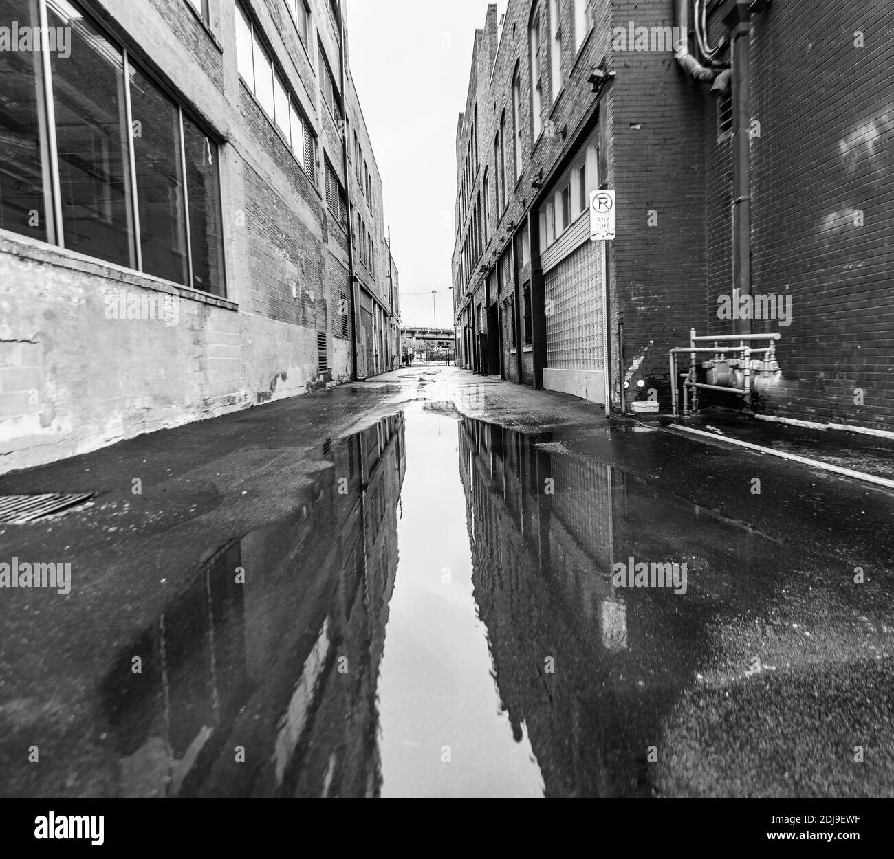 Vicolo Reflection Foto Stock