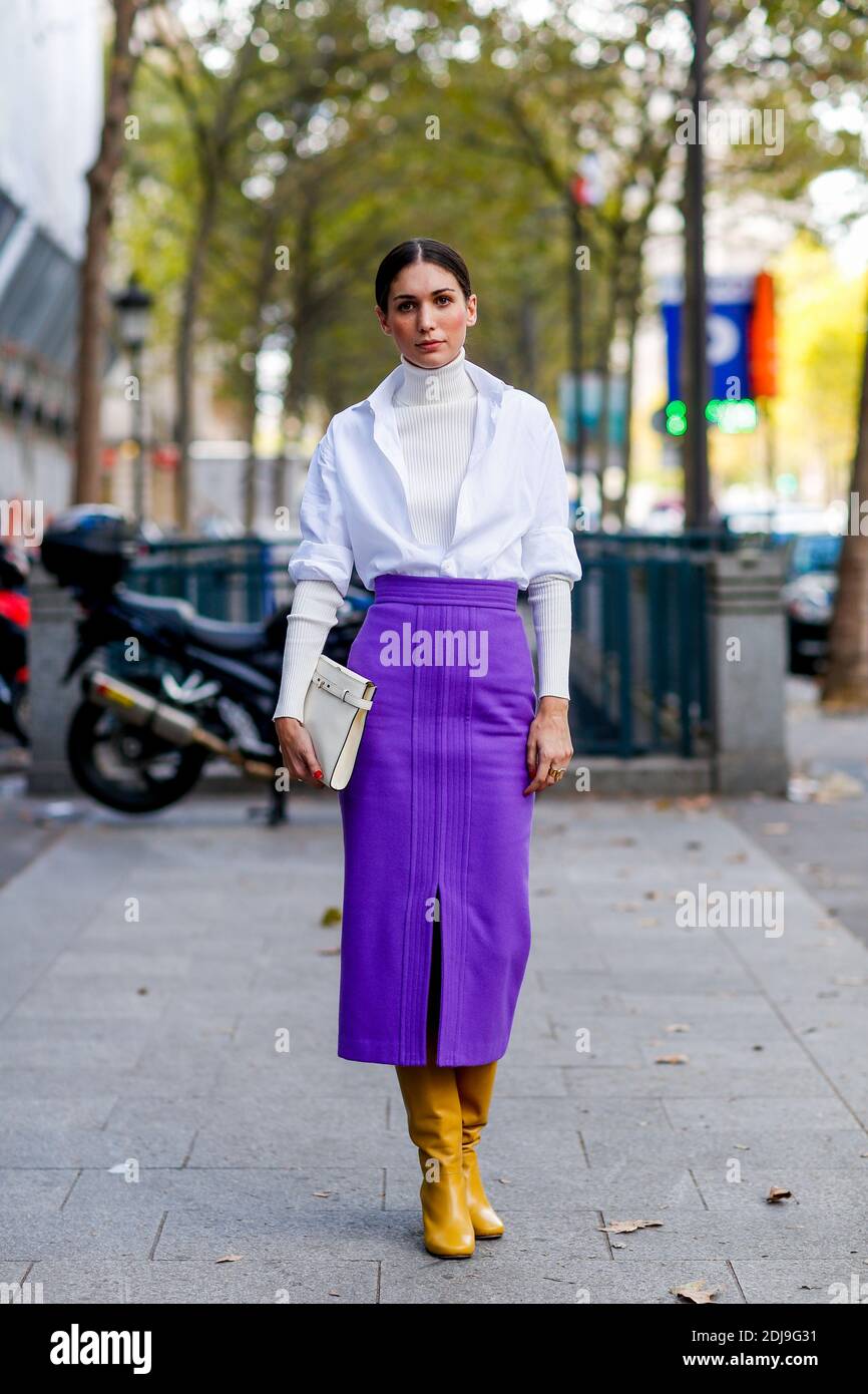 Street Style, Diletta Bonaiuti arriva allo spettacolo Balmain Primavera Estate 2017 che si tiene all'Hotel Potocki, a Parigi, Francia, il 29 settembre 2016. Foto di Marie-Paola Bertrand-Hillion/ABACAPRESS.COM Foto Stock