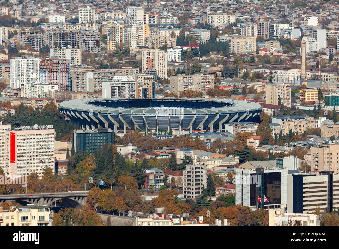 Tbilisi, Georgia - 23 novembre 2020: Veduta aerea della Boris Paichadze Dinamo Arena Foto Stock