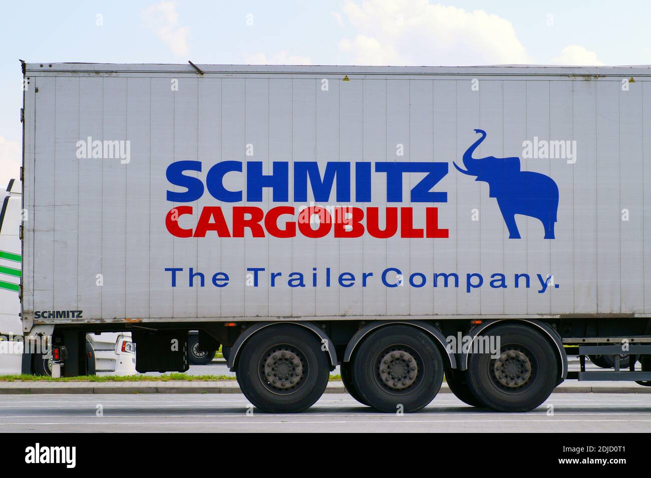 Semirimorchio per autocarri: Schmitz Cargobull AG è un produttore tedesco di semirimorchi, rimorchi e carrozzerie. La sede centrale dell'azienda si trova a Horstmar, GE Foto Stock