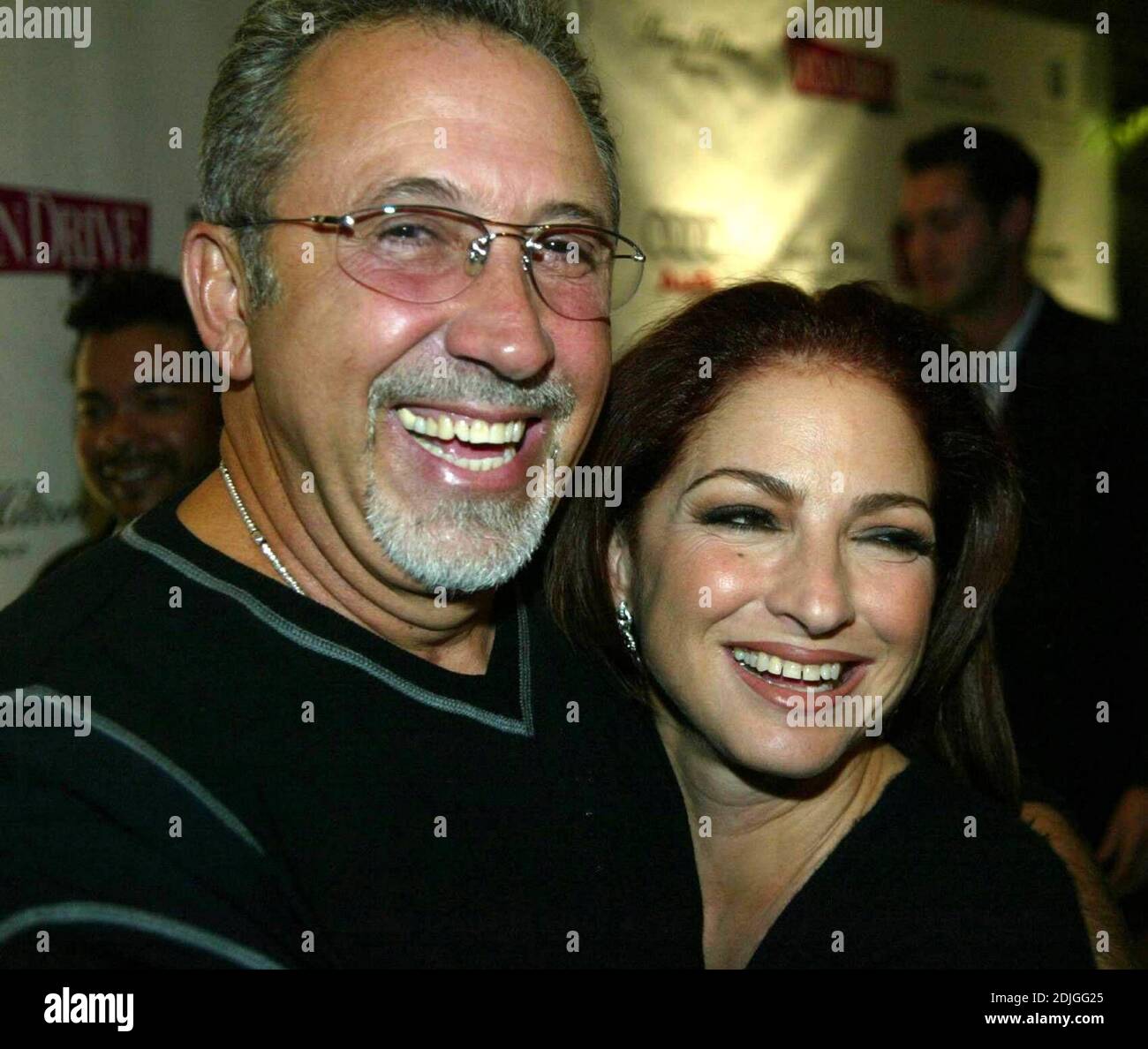 La festa Ocean Drive al Mansion Nightclub di Miami Beach FL ha incluso Parigi e Nicky Hilton e i genitori, Gloria e Emilio Estefan, Jon Bon Jovi e Seal, 2/11/06 Foto Stock