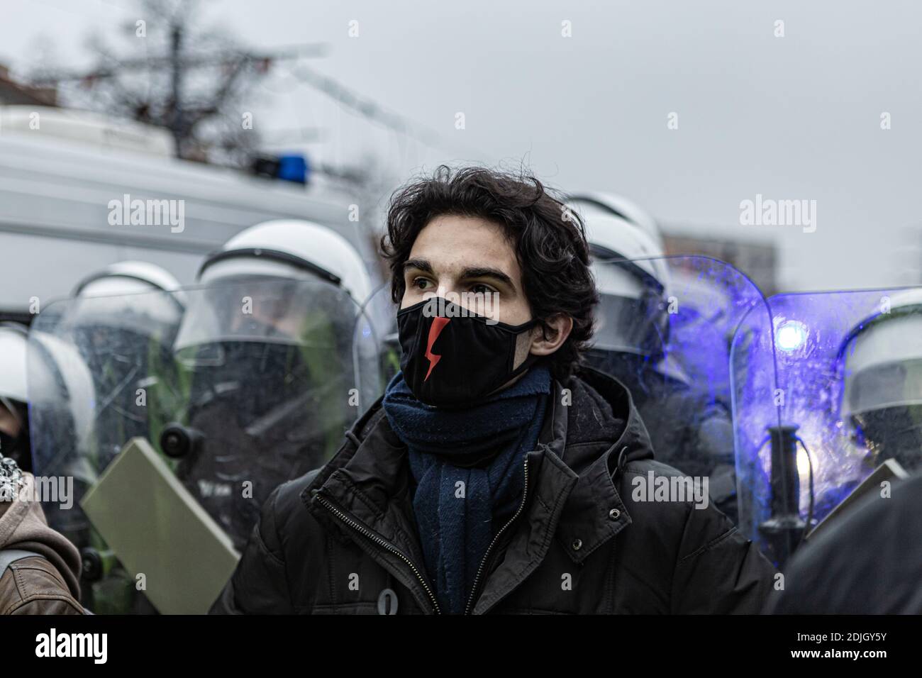 13 dicembre 2020 - Varsavia, Polonia - proteste anti-governative nelle strade della capitale della Polonia Foto Stock